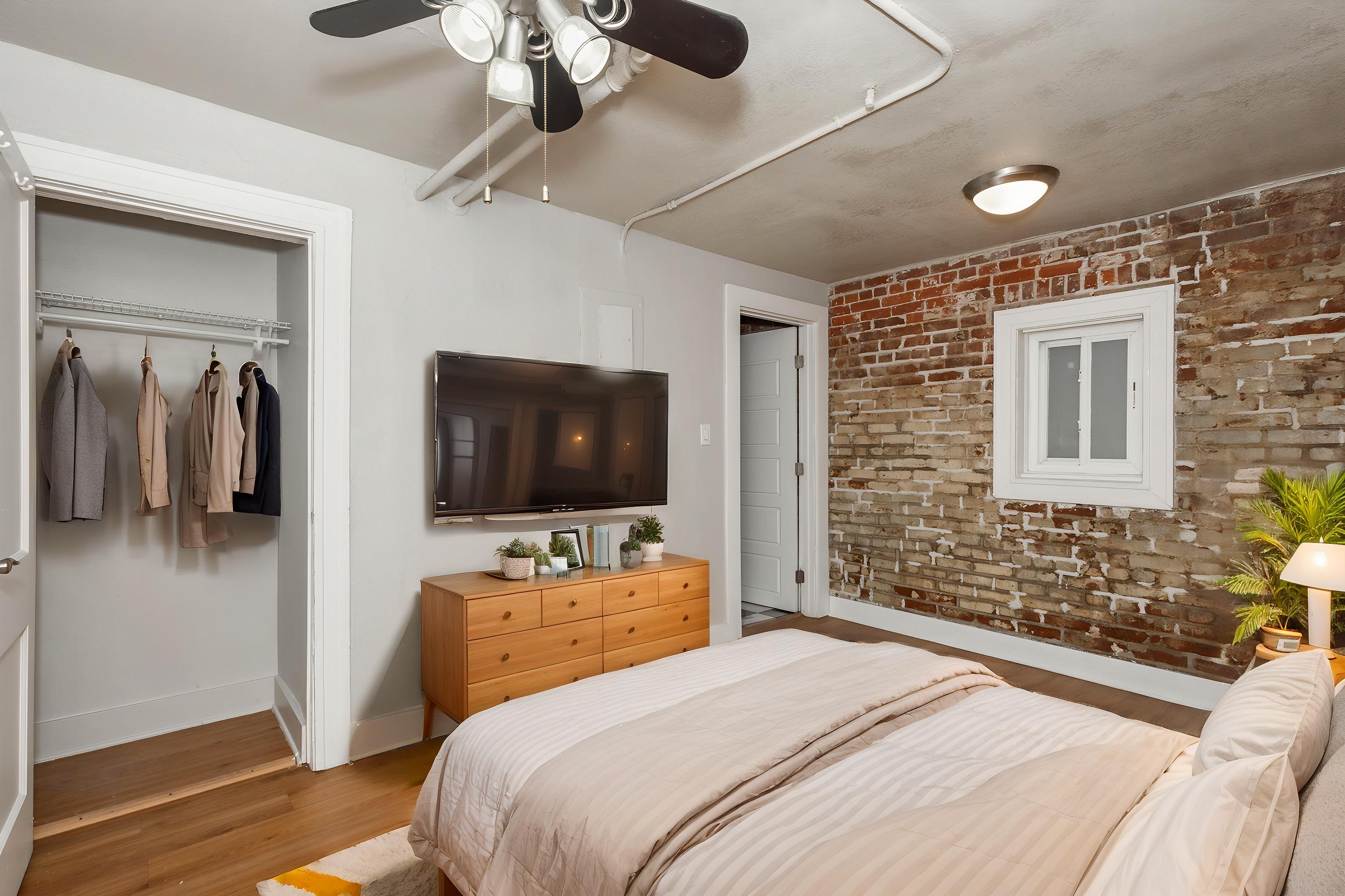 The Valerie 1224-32 E 13th Ave., Denver, CO 80218 Cap Hill - Leasing by Cross Street